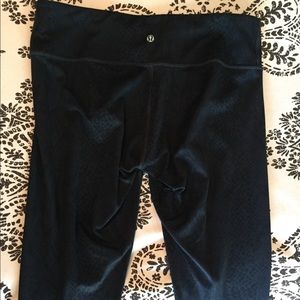 LuLu lemon snake print pants